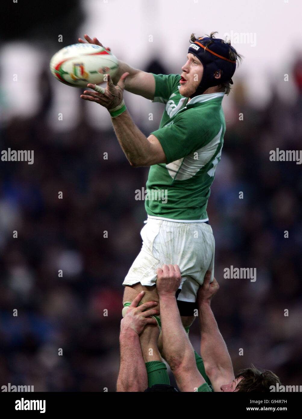 Rugby Union - RBS 6 Nations Championship 2005 - Italien gegen Irland - Stadio Flaminio. Der Irre Simon Easterby beim RBS 6 Nations-Spiel im Stadio Flaminio, Rom. Stockfoto