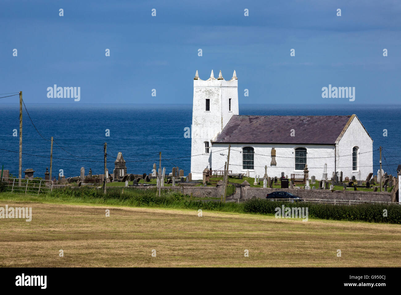 Ballintoy Pfarrkirche ist die Hauptkirche der Church of Ireland von der kleinen Stadt von Ballintoy, County Antrim, Nordirland. Stockfoto
