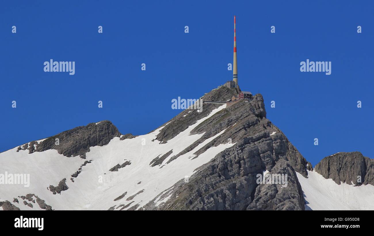 Bergstation der Seilbahn auf Mt Santis. Reiseziel in den Schweizer Alpen. Stockfoto