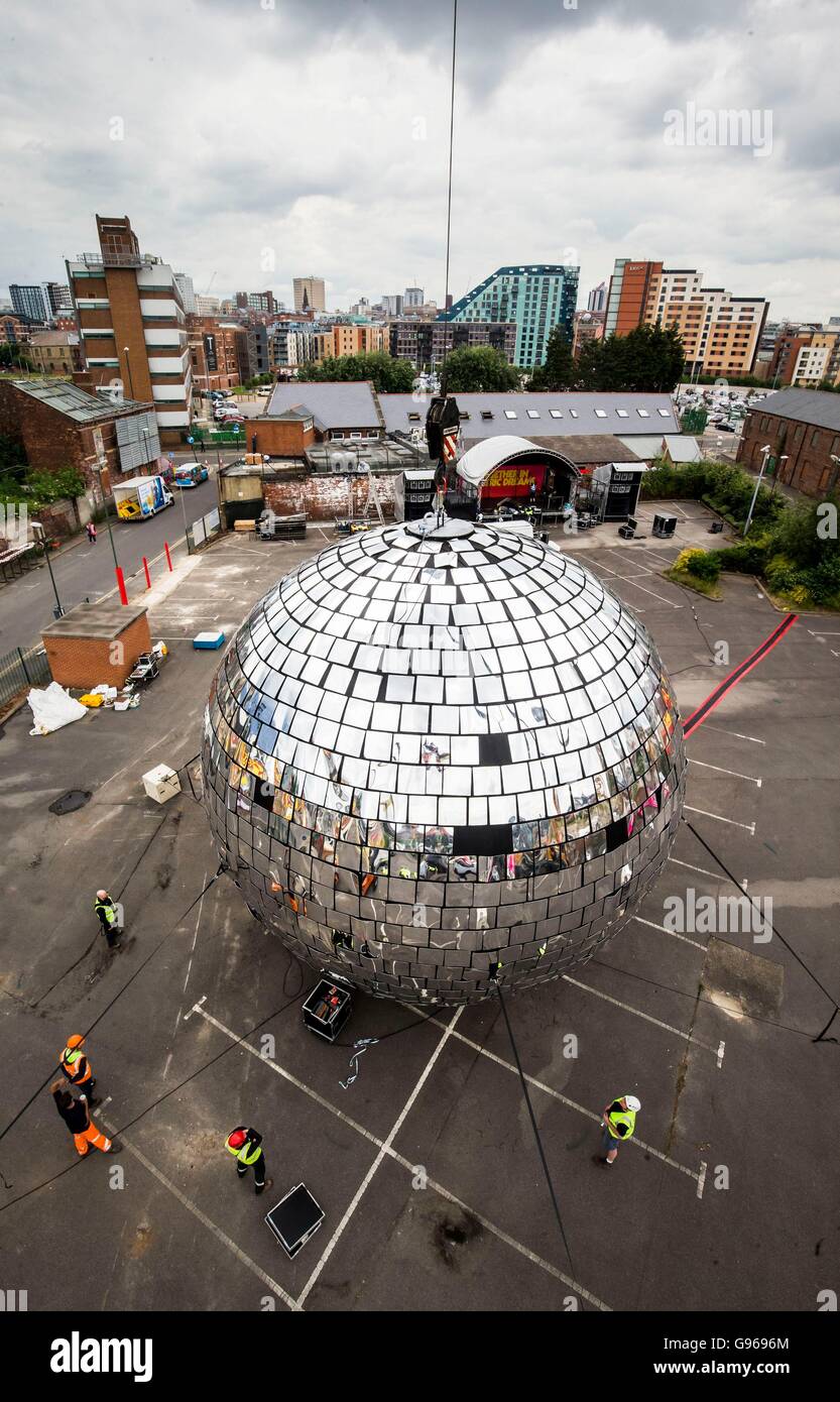 Grosse Disco Stockfotos Und Bilder Kaufen Alamy