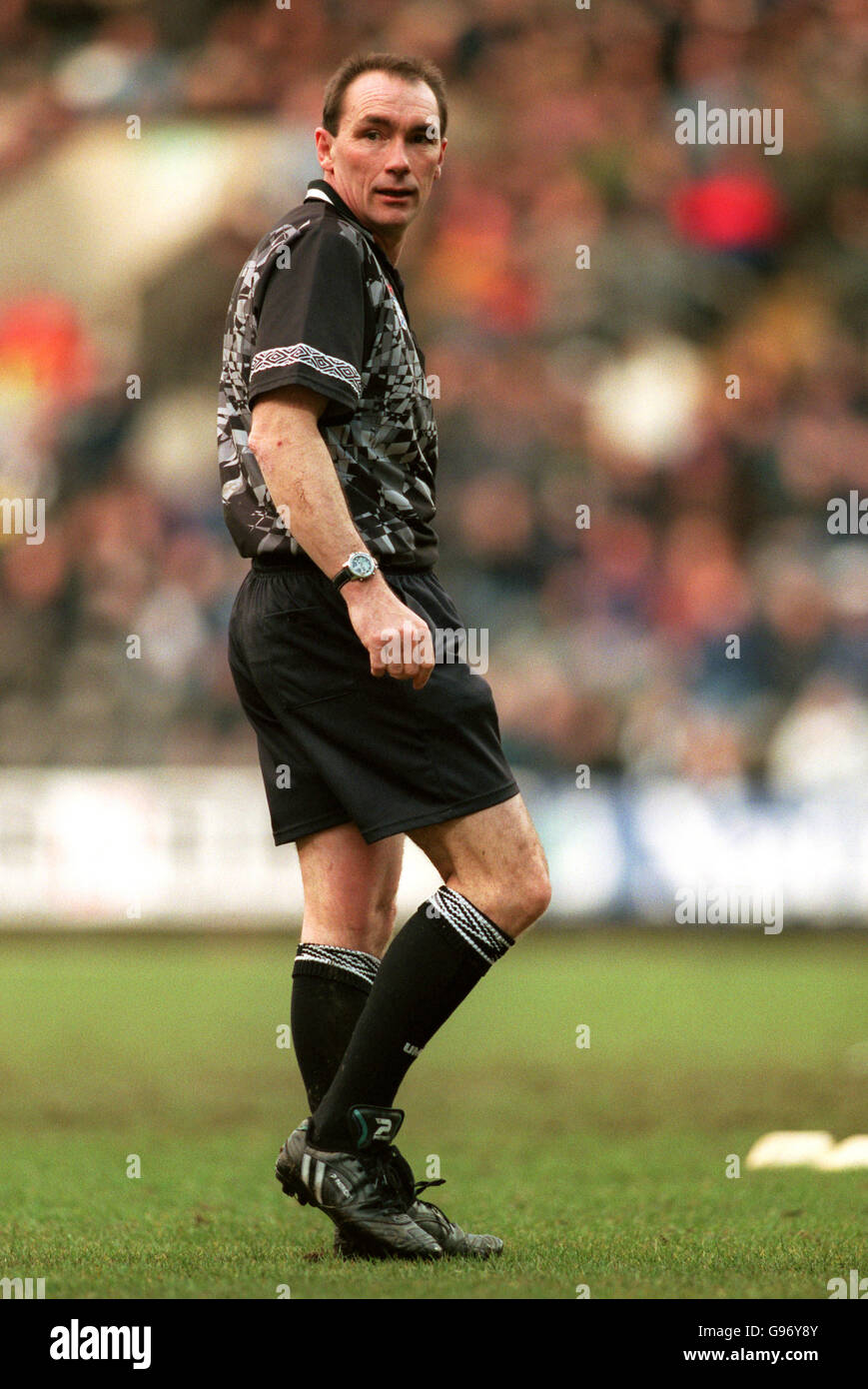 Fußball - Nationwide League Division Two - Notts County / Walsall. Schiedsrichter J Paul Robinson Stockfoto
