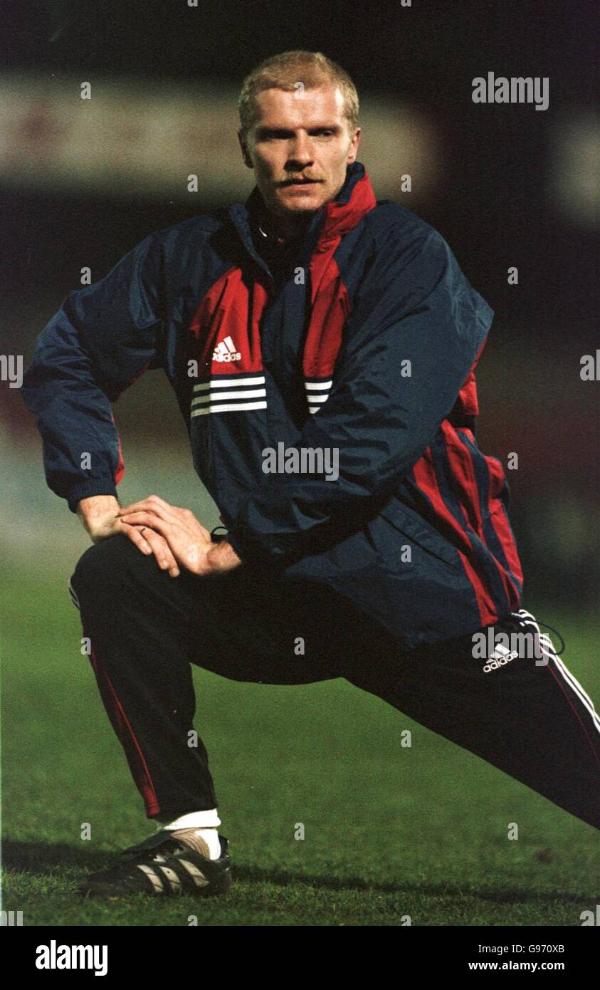 Polen-Training, Boreham Wood FC. Polen-Kapitän Thomasz Lapinski während des Trainings Stockfoto