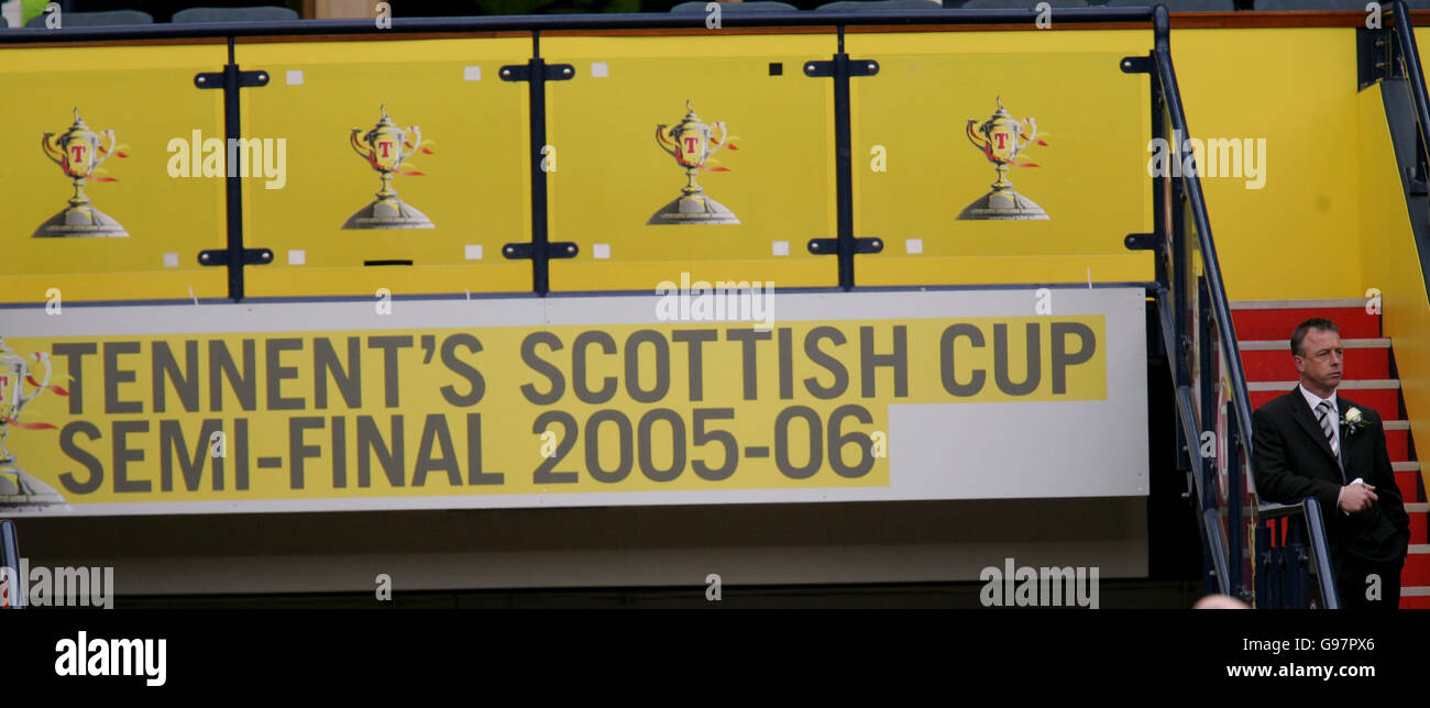 Fußball - Tennents schottische Cup - Halbfinale - Gretna V Dundee - Hampden Park Stockfoto