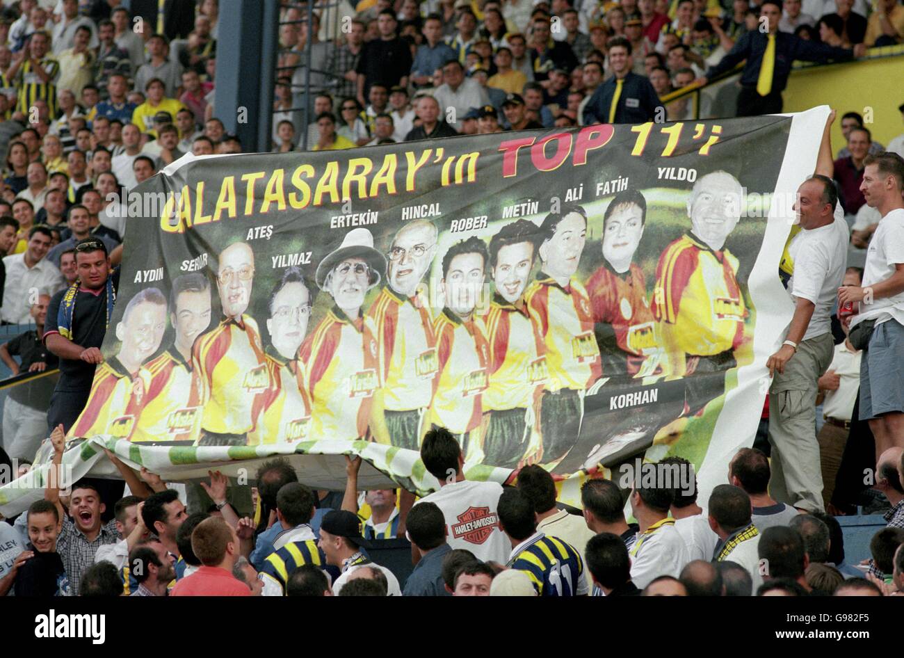 Türk Futbol Tarihinin En Fantastik Olaylarından Biri: Temmuz 2001 Kocaelispor - Arsenal Maçı - Ekşi Şeyler