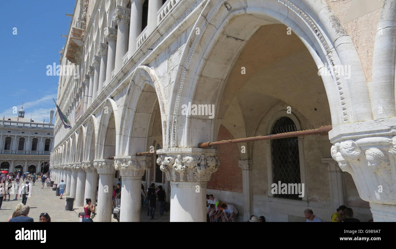 Venedig, Italien. Teil der Fassade des Dogenpalastes. Foto Tony Gale Stockfoto