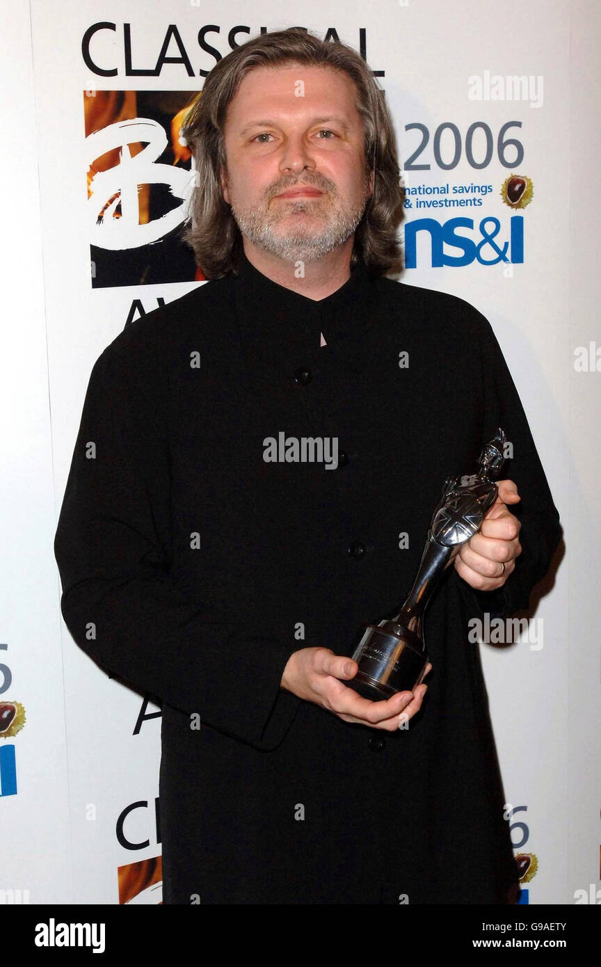 James MacMillan gewinnt den Contemporary Music Award während der Classical Brit Awards in der Royal Albert Hall im Zentrum von London. ' Stockfoto