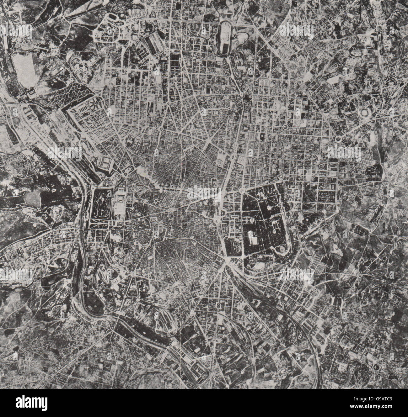 MADRID: aus der Luft vor dem Bürgerkrieg. WW2 KÖNIGLICHE MARINE INTELLIGENCE KARTE 1944 Stockfoto