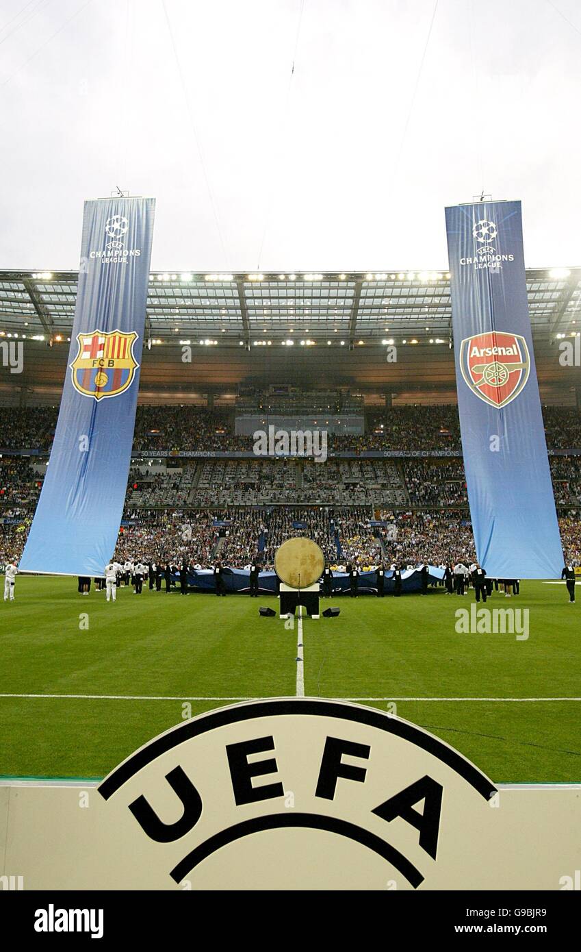 Fußball - UEFA Champions League - Finale - Barcelona / Arsenal - Stade de France. Ein Blick auf das Stadion vor dem Spiel Stockfoto