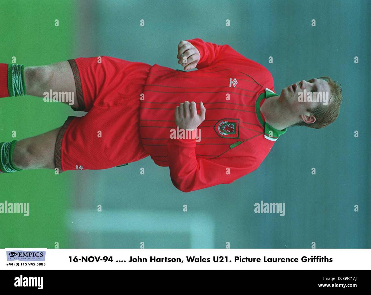 16-NOV-94 .... John Hartson, Wales U21. Bild Laurence Griffiths Stockfoto