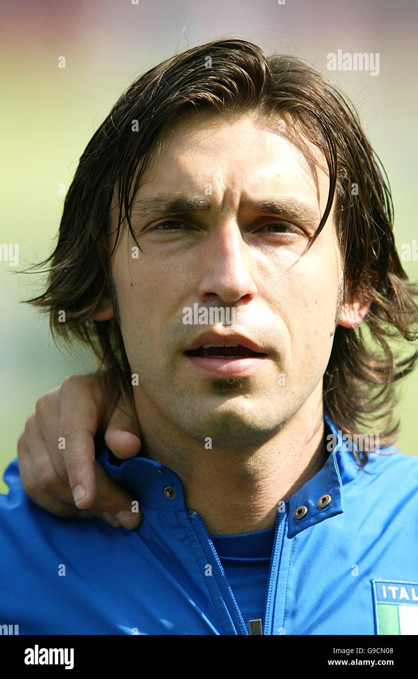 Fußball - FIFA Fußball-Weltmeisterschaft 2006 Deutschland - zweite Runde - Italien gegen Australien - Fritz-Walter-Stadion. Andrea Pirlo, Italien Stockfoto