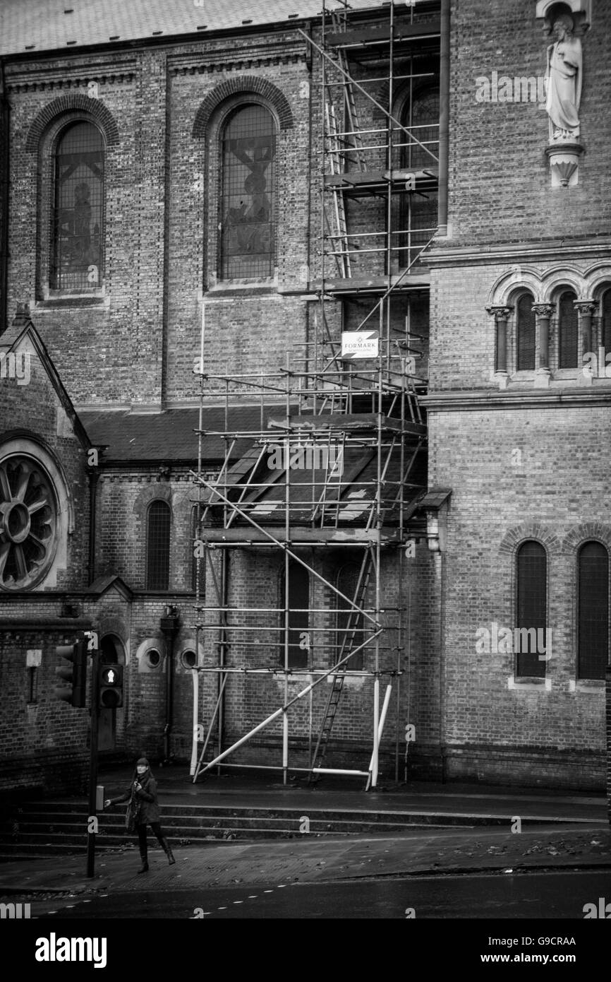 Gerüst auf eine Kirche in Highgate, London Stockfoto