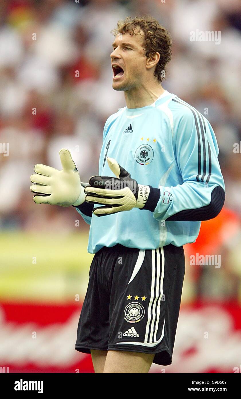 Fußball - FIFA Fußball-Weltmeisterschaft Deutschland 2006 - Viertelfinale - Deutschland gegen Argentinien - Olympiastadion. Jens Lehmann, Deutschland Stockfoto