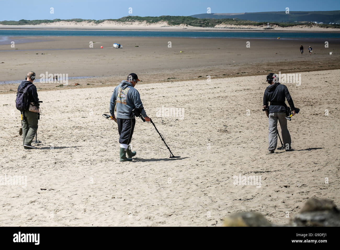 Metalldetektoren Stockfotos Und Bilder Kaufen Alamy