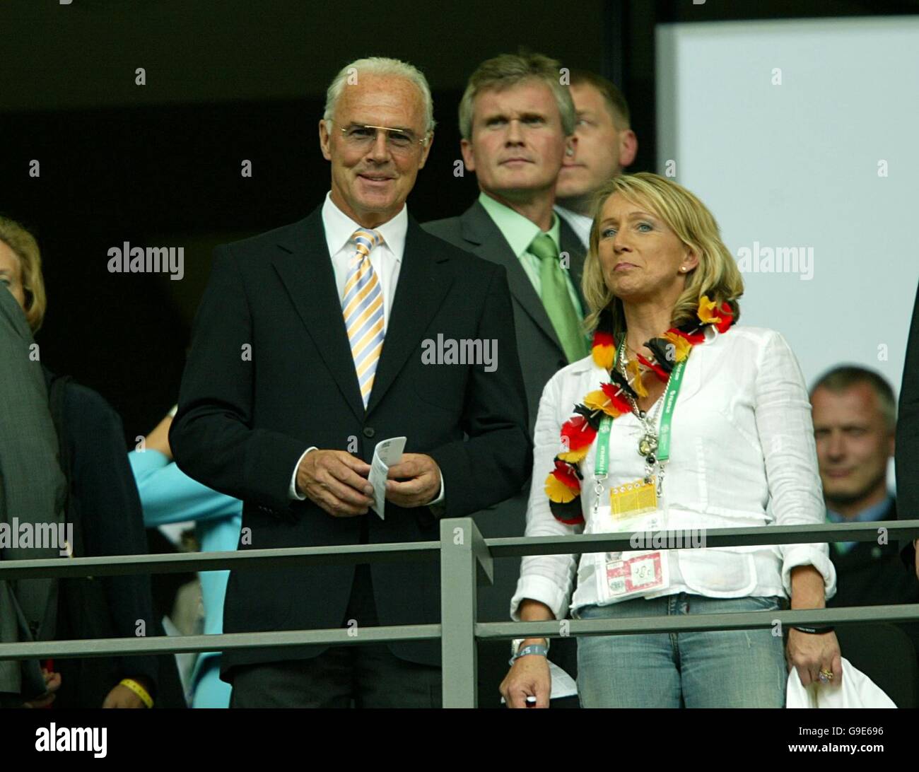 Fußball - FIFA Fußball-Weltmeisterschaft Deutschland 2006 - Viertelfinale - Deutschland gegen Argentinien - Olympiastadion. Franz Beckenbauer, deutsche Fußballlegende und Leiter des WM-Organisationskomitees Stockfoto