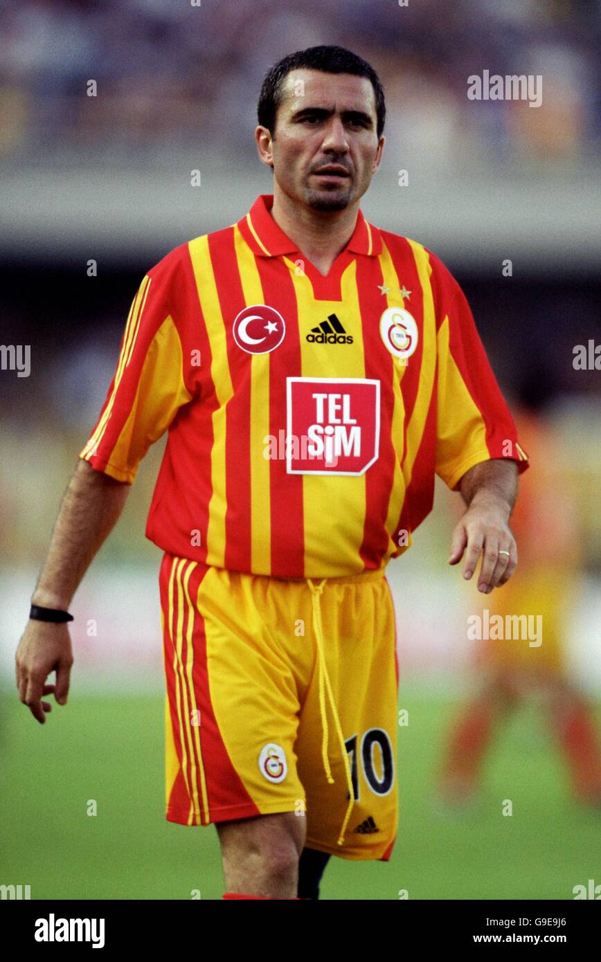 Galatasaray v erzurumspor Fotos und Bildmaterial in hoher Auflösung