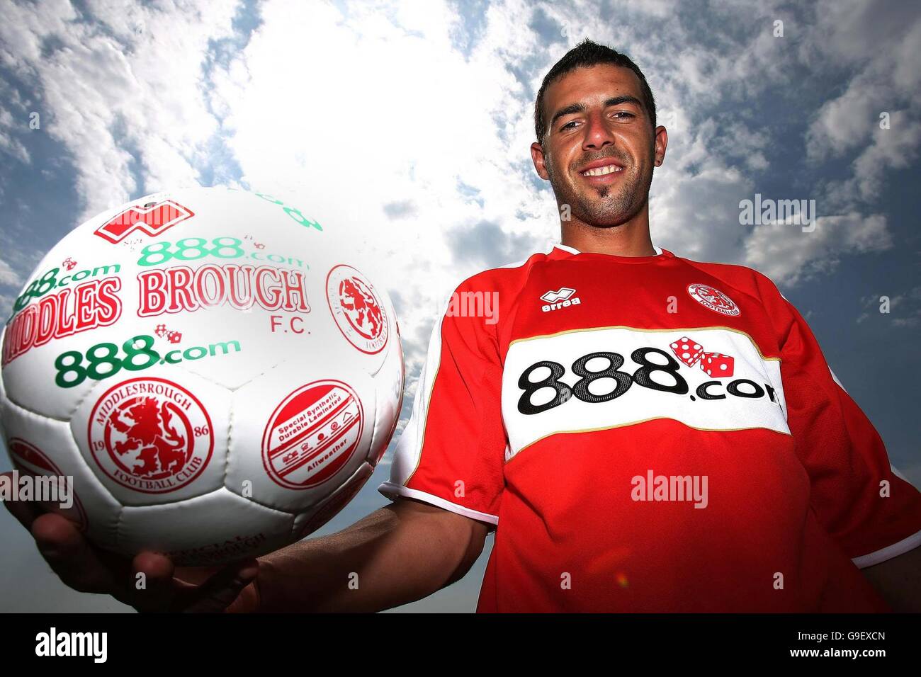 Middlesbroughs neuer Signing Julio Arca während einer Fotoanfertigung auf dem Trainingsgelände des Clubs in Hurworth. Stockfoto