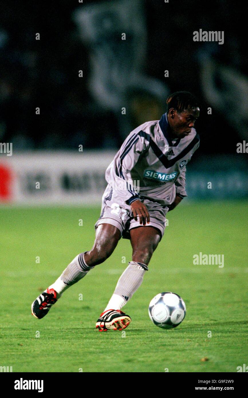 Fußball - UEFA Cup - zweite Runde erste Etappe - Bordeaux gegen Celtic. Pascal Feindouno, Bordeaux Stockfoto