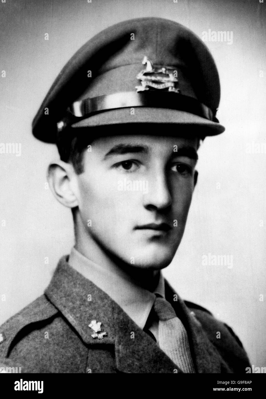 JUNGE BRITISCHE OFFIZIER ENTFÜHRT VON DEN ÄGYPTERN Stockfoto