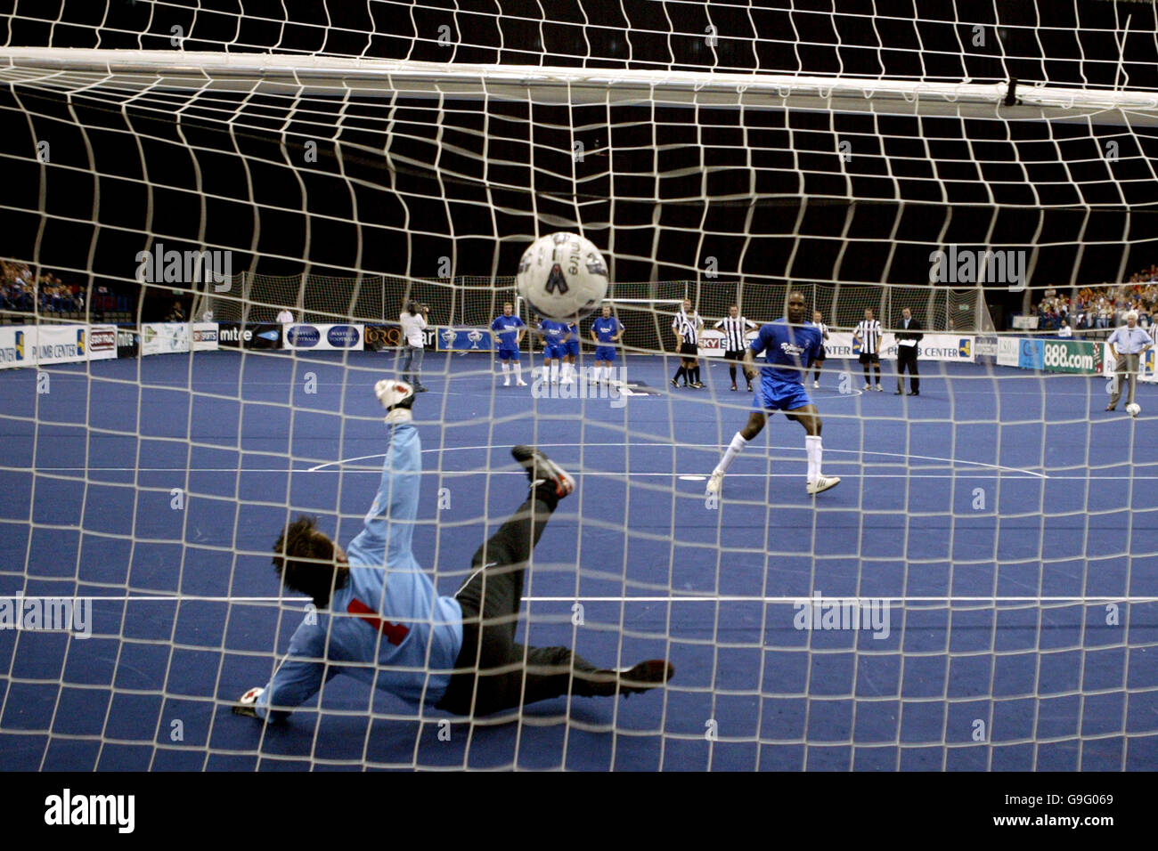 Fußball - Lot Center Masters Cup 2006 - Chelsea gegen Newcastle United - Semi Final - National Indoor Arena Stockfoto