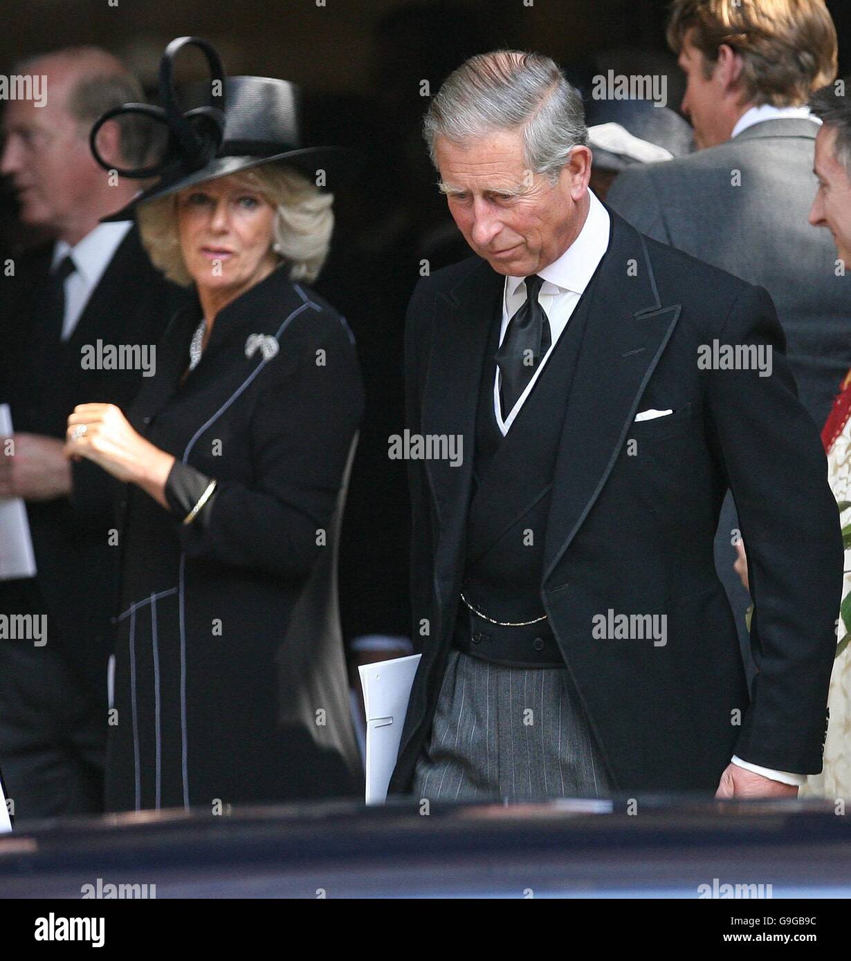 Die Prince Of Wales und die Herzogin von Cornwall besuchen Trauerfeier für Major Bruce Shand Stockfoto