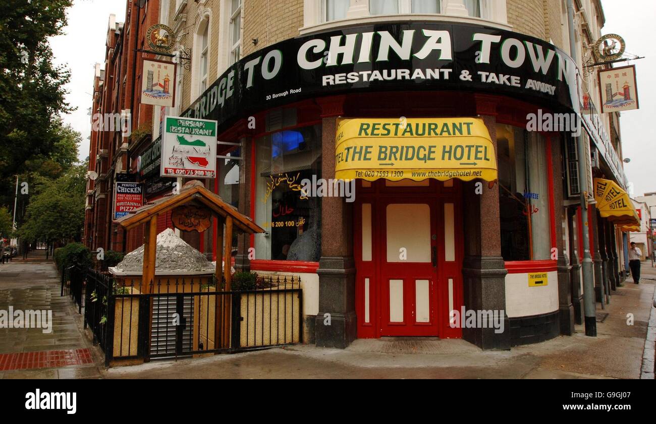 Ein allgemeiner Blick auf das Restaurant Bridge to China Town in der Borough Road, Süd-London, wo die Polizei 14 Männer nach Anti-Terror-Razzien in Süd- und Ost-London verhaftet hat. Die Männer wurden gestern Abend und in den frühen Morgenstunden des heutigen Tages wegen Verdacht auf die kommission, Vorbereitung oder Anstiftung zu Terrorakten verhaftet. Stockfoto
