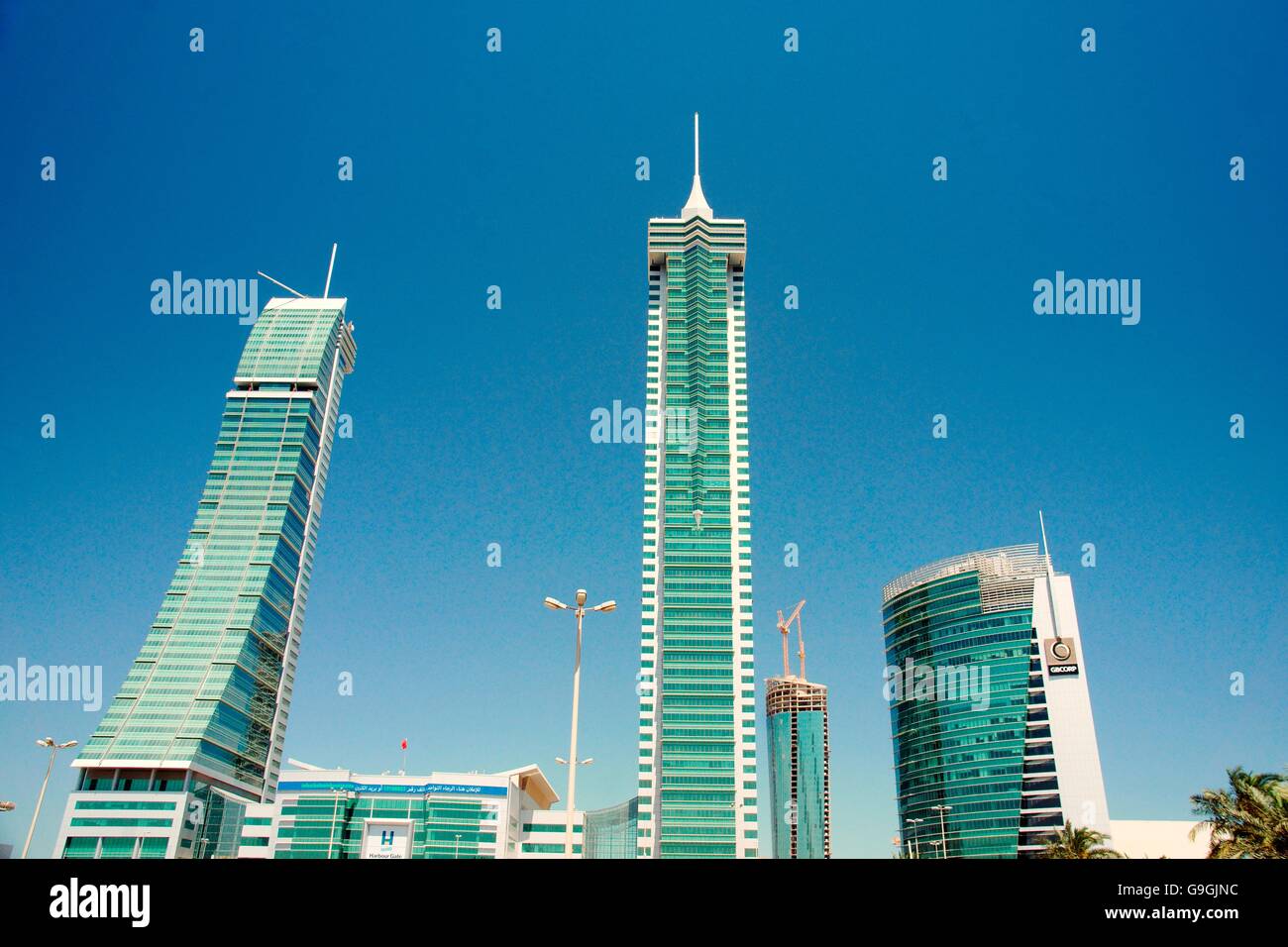 Bahrain Financial Harbour BFH-Entwicklung in Manama, der modernen Hauptstadt Bahrains. Commercial East and West Towers und GB Corp Stockfoto