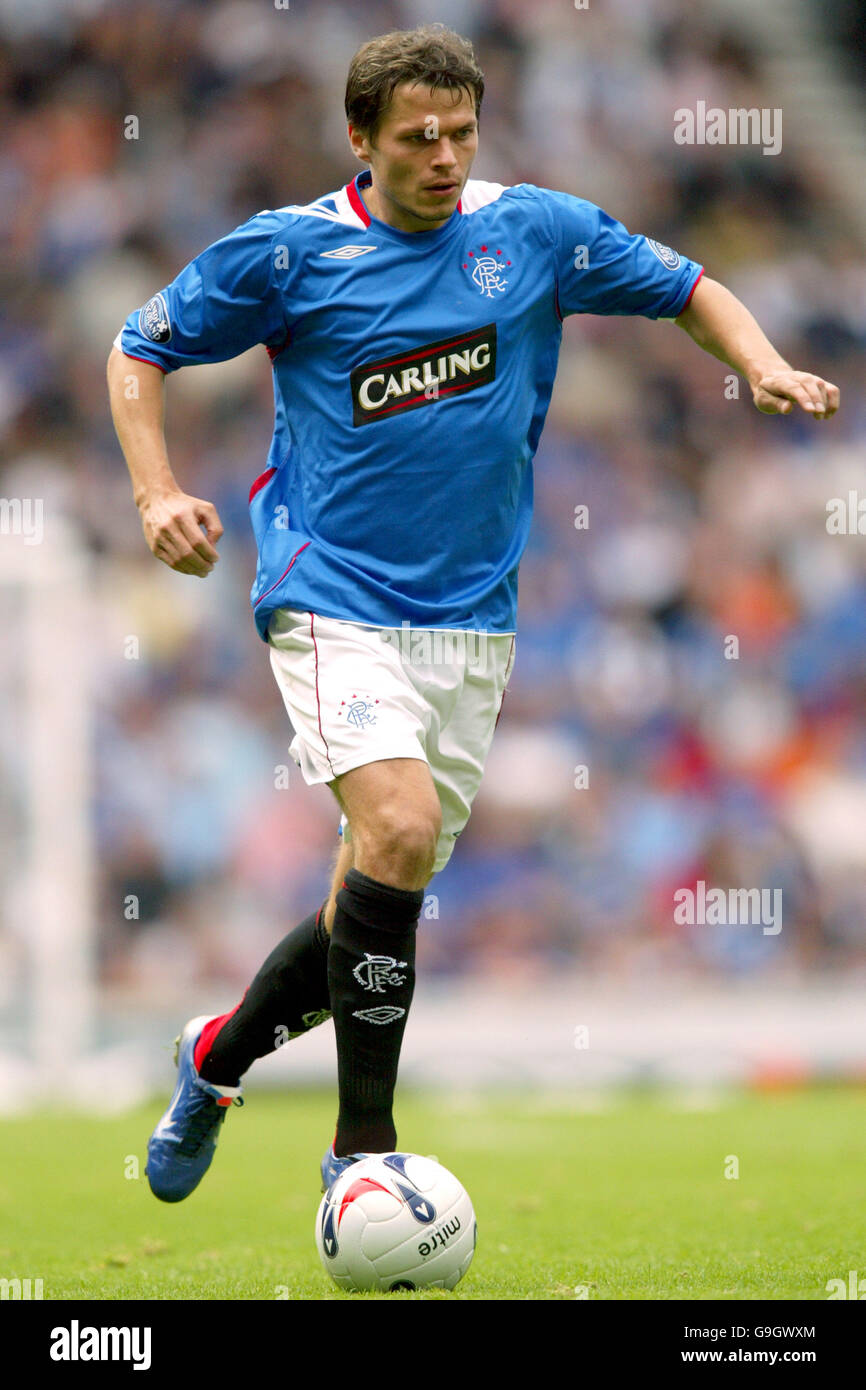 Fußball - Bank of Scotland Premier Division - Rangers gegen Aberdeen - Ibrox Stadium. Libor Sionko Der Rangers Stockfoto