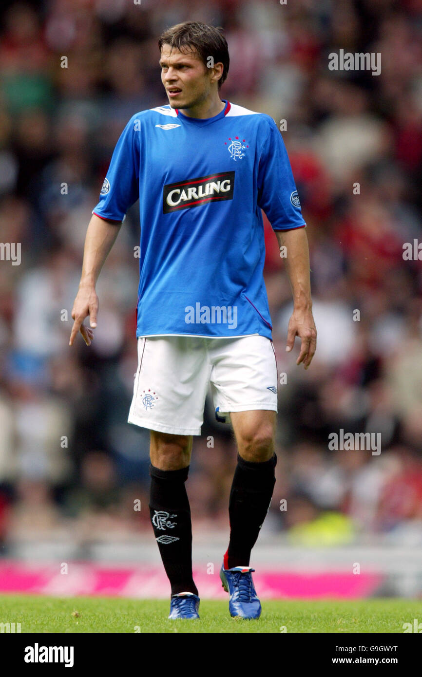 Fußball - Bank of Scotland Premier Division - Rangers gegen Aberdeen - Ibrox Stadium. Libor Sionko Der Rangers Stockfoto