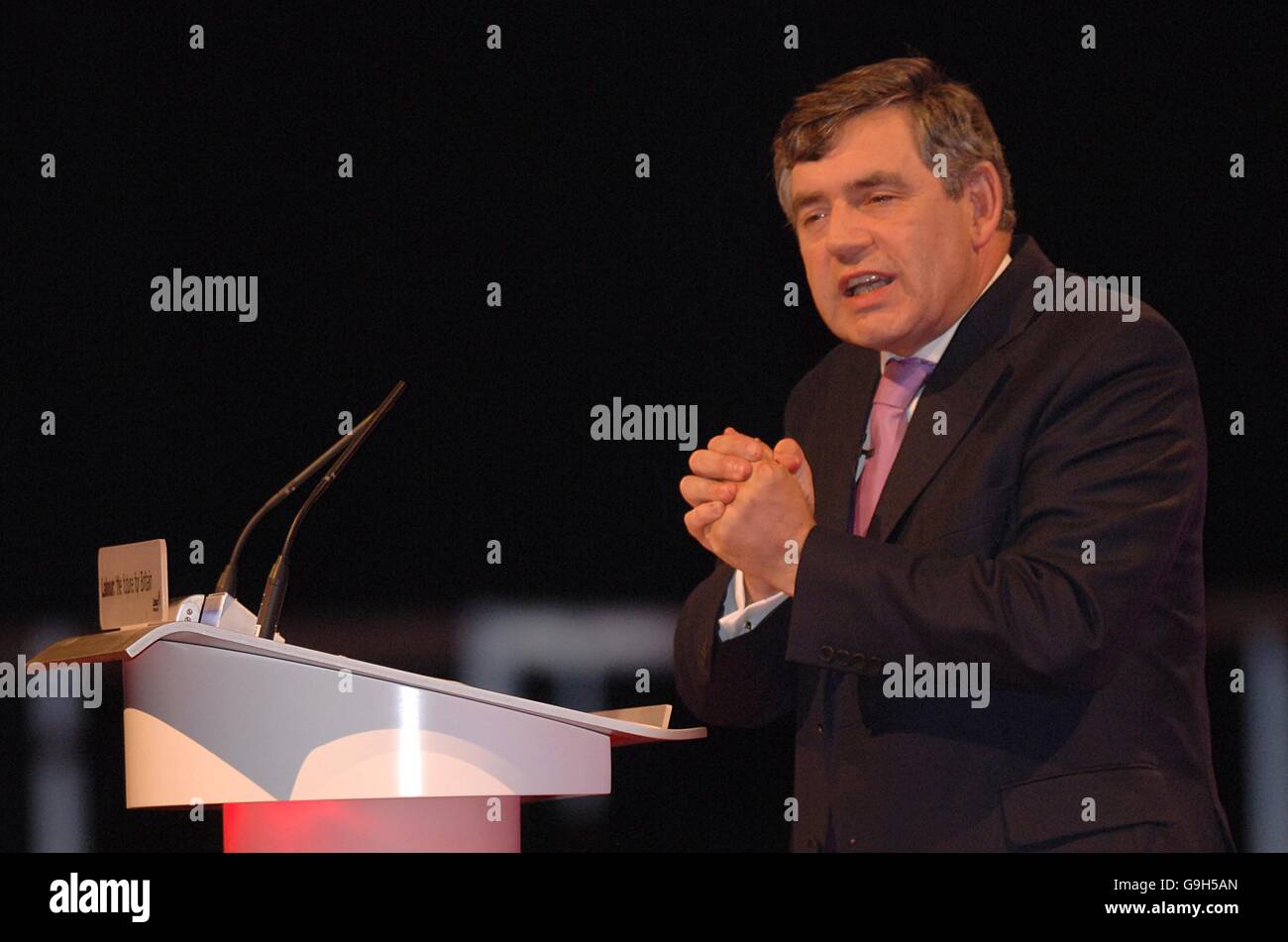 Schatzkanzler Gordon Brown bei der Konferenz. Stockfoto