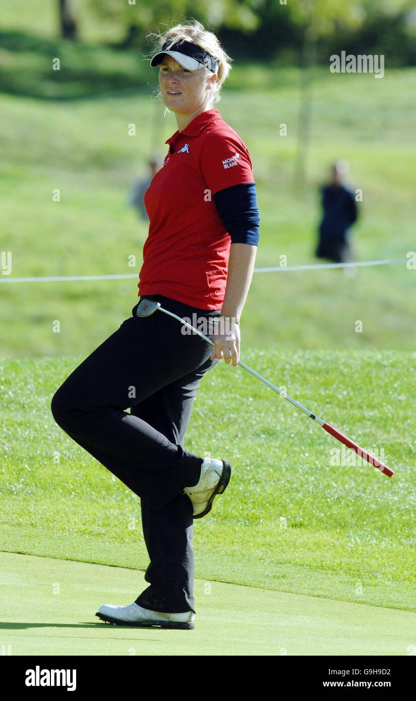 Die dänische Amanda Moltke-Leth beim English Women's Open im Chart Hills Golf Club, Biddenden, Kent. Stockfoto