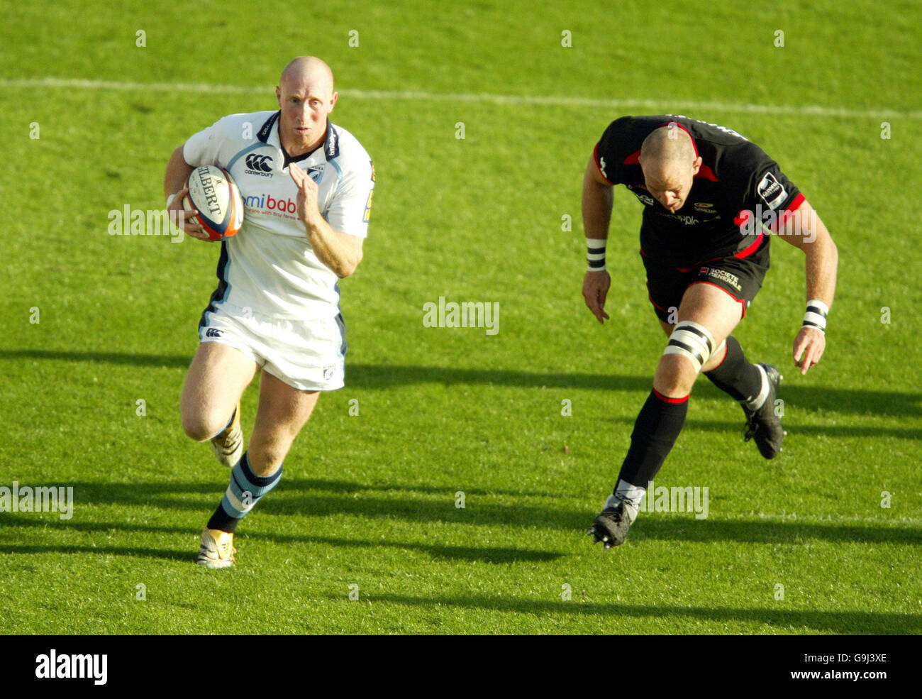 Tom Shanklin von Cardiff Blues ist ein klarer Renner, um einen Versuch