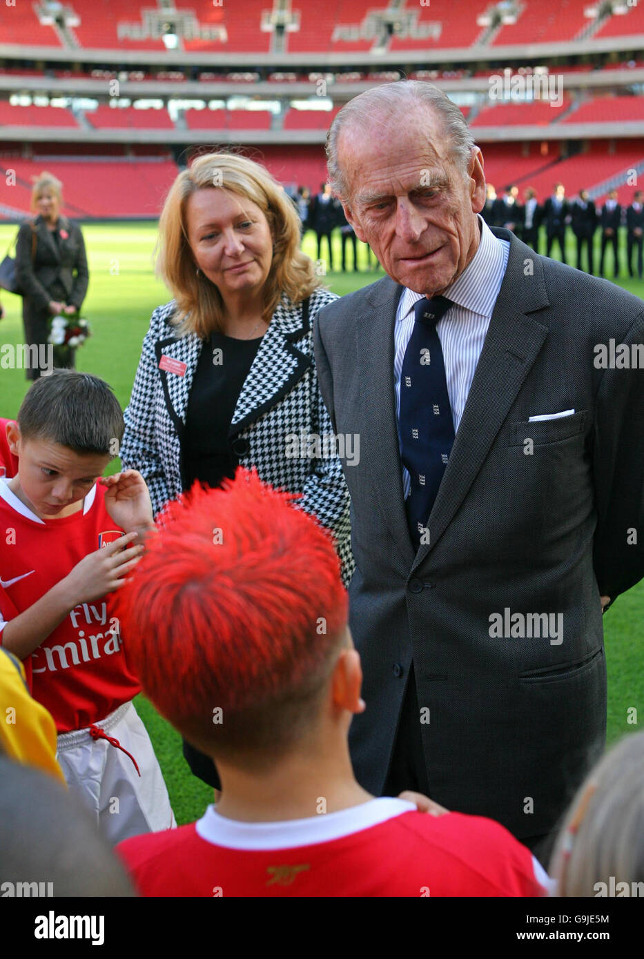 Herzog von Edingburgh besucht Arsenal Football club Stockfoto