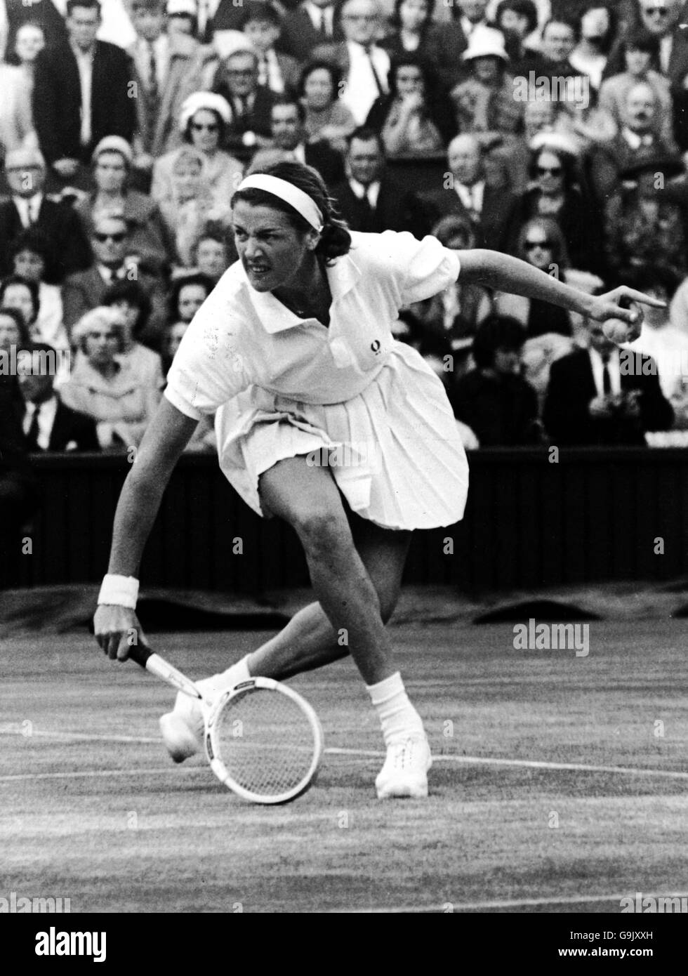 Tennis - Wimbledon Championships - Damen Einzel - Finale - Margaret Smith V Billie Jean Moffitt Stockfoto