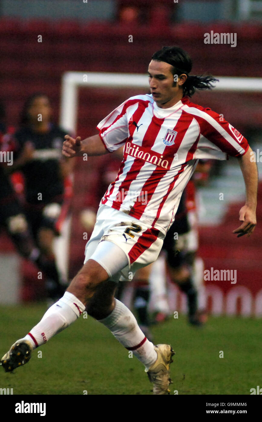 Fußball - Coca-Cola Football League Championship - Stoke City / Queens Park Rangers - Britannia Stadium. Carl Hoefkens, Stoke City Stockfoto