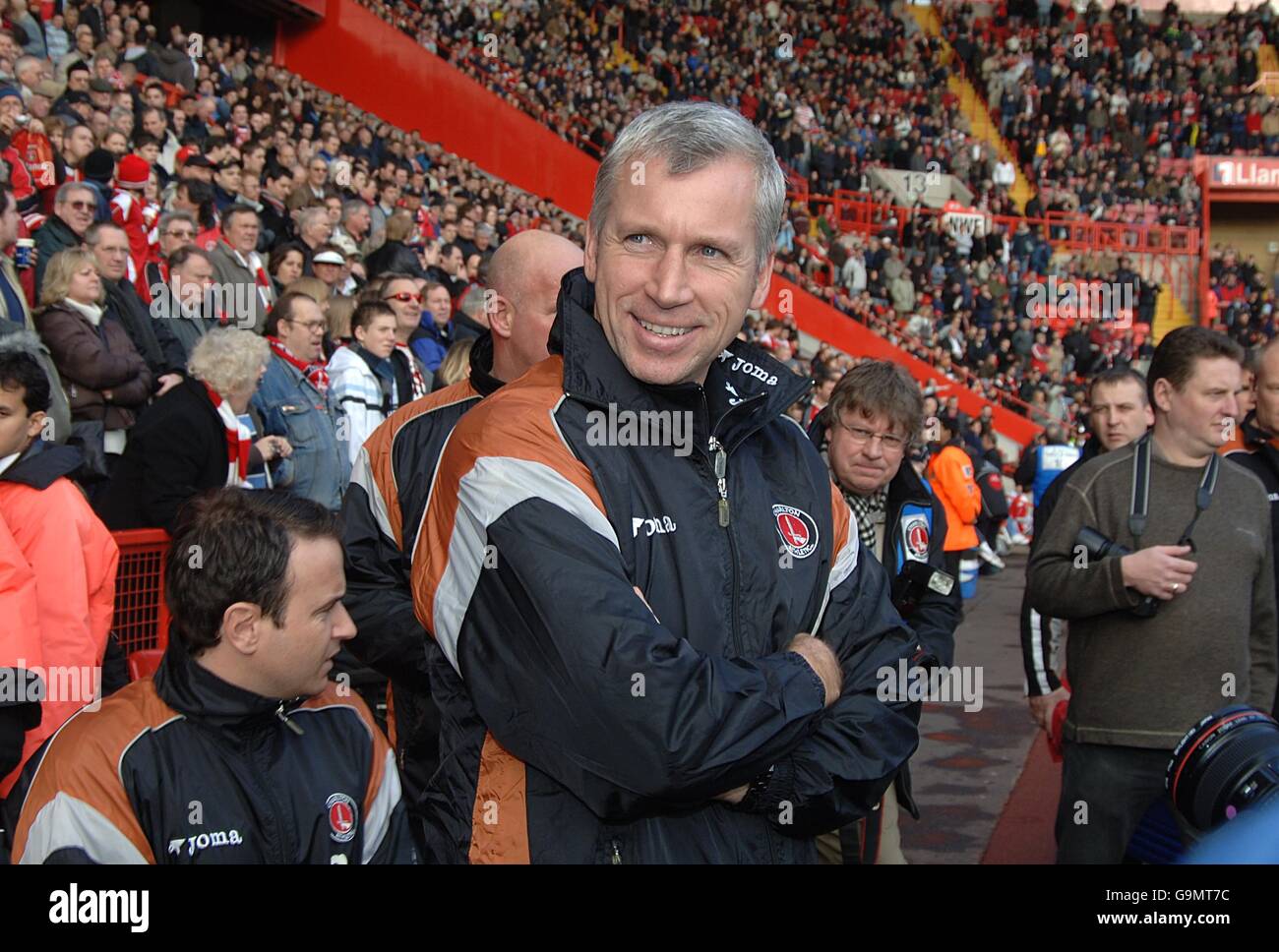 Fußball - FA Barclays Premiership - Charlton Athletic / Aston Villa - The Valley. Alan Pardew, Charlton Athletic Manager Stockfoto