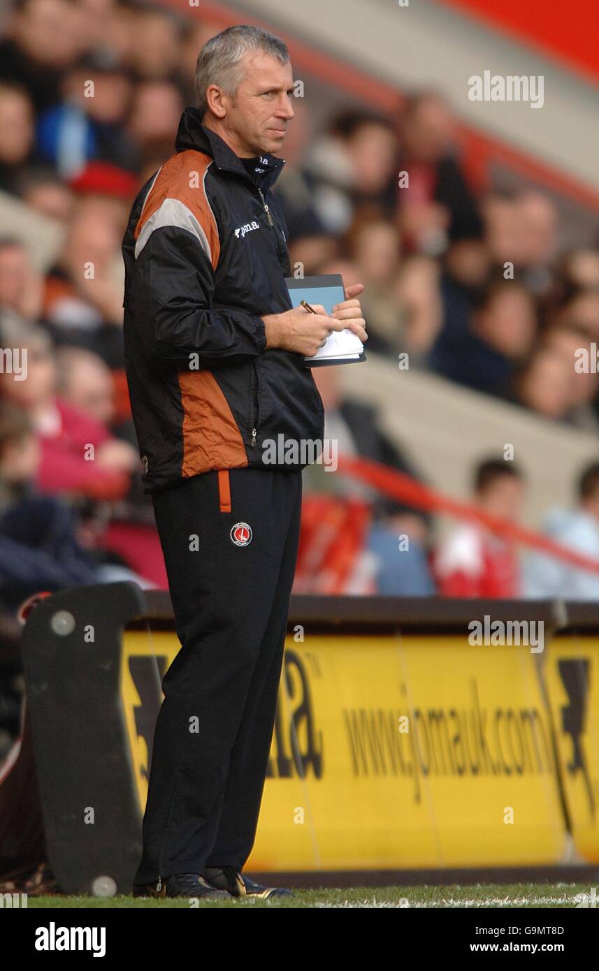 Fußball - FA Barclays Premiership - Charlton Athletic V Aston Villa - The Valley Stockfoto