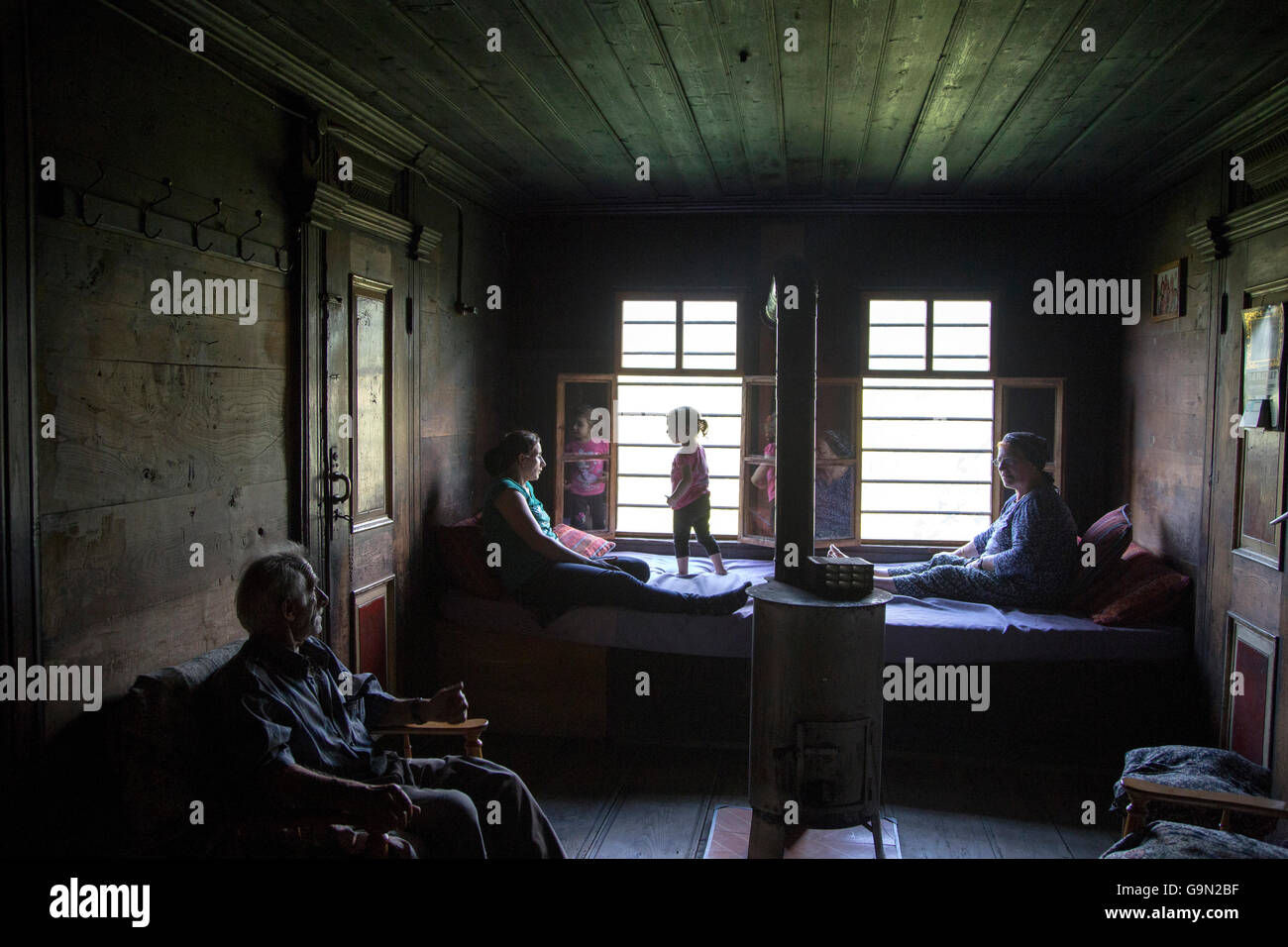 Eine Familie in einem Bauernhaus im östlichen Schwarzen Meer hohe Land. Stockfoto