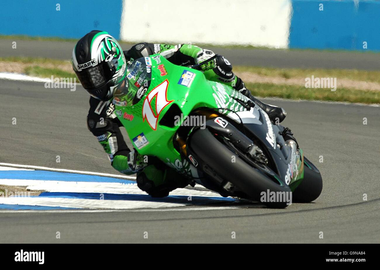 Französischer Moto GP Fahrer Randy de Puniet während der Briten Moto GP im Donnington Park Stockfoto