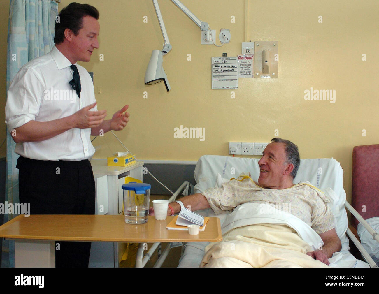 David Cameron Brentakanal Lister Krankenhaus Stockfoto