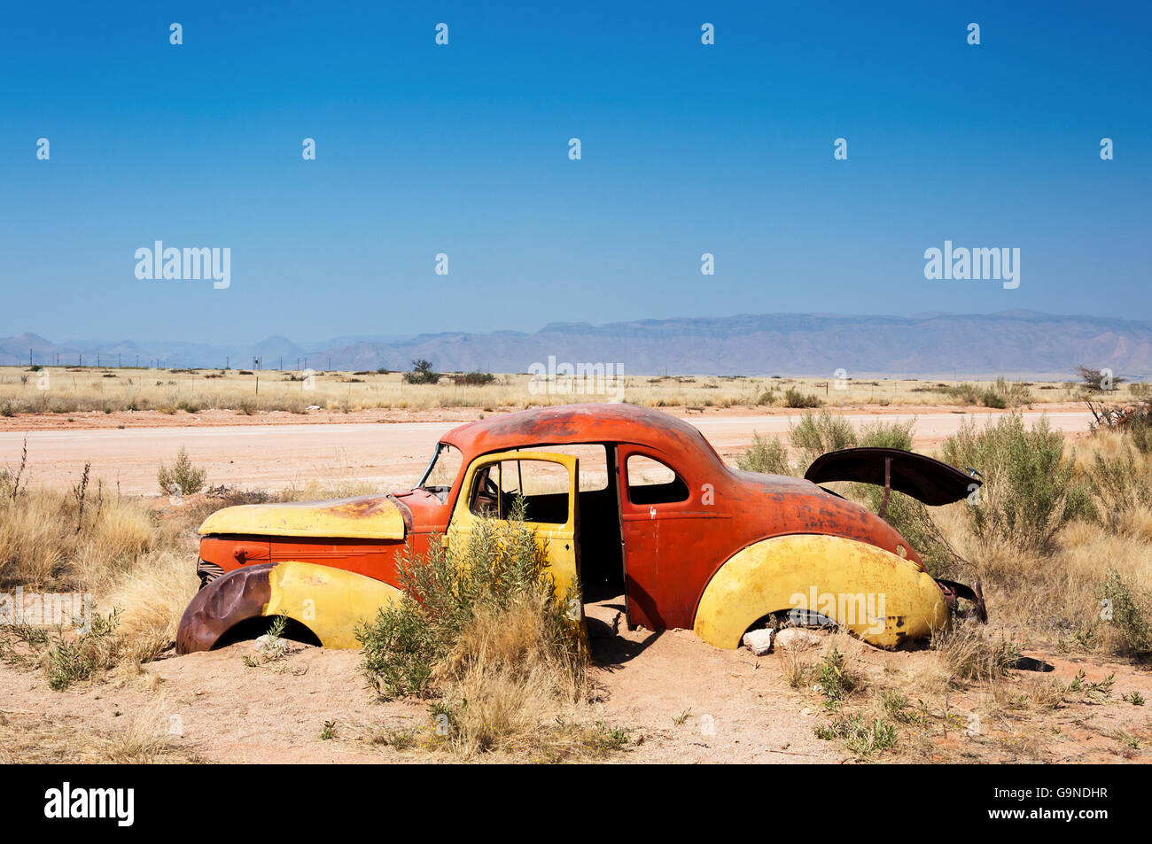 Ein altes rostiges Auto in Solitaire, Namibia Stockfoto
