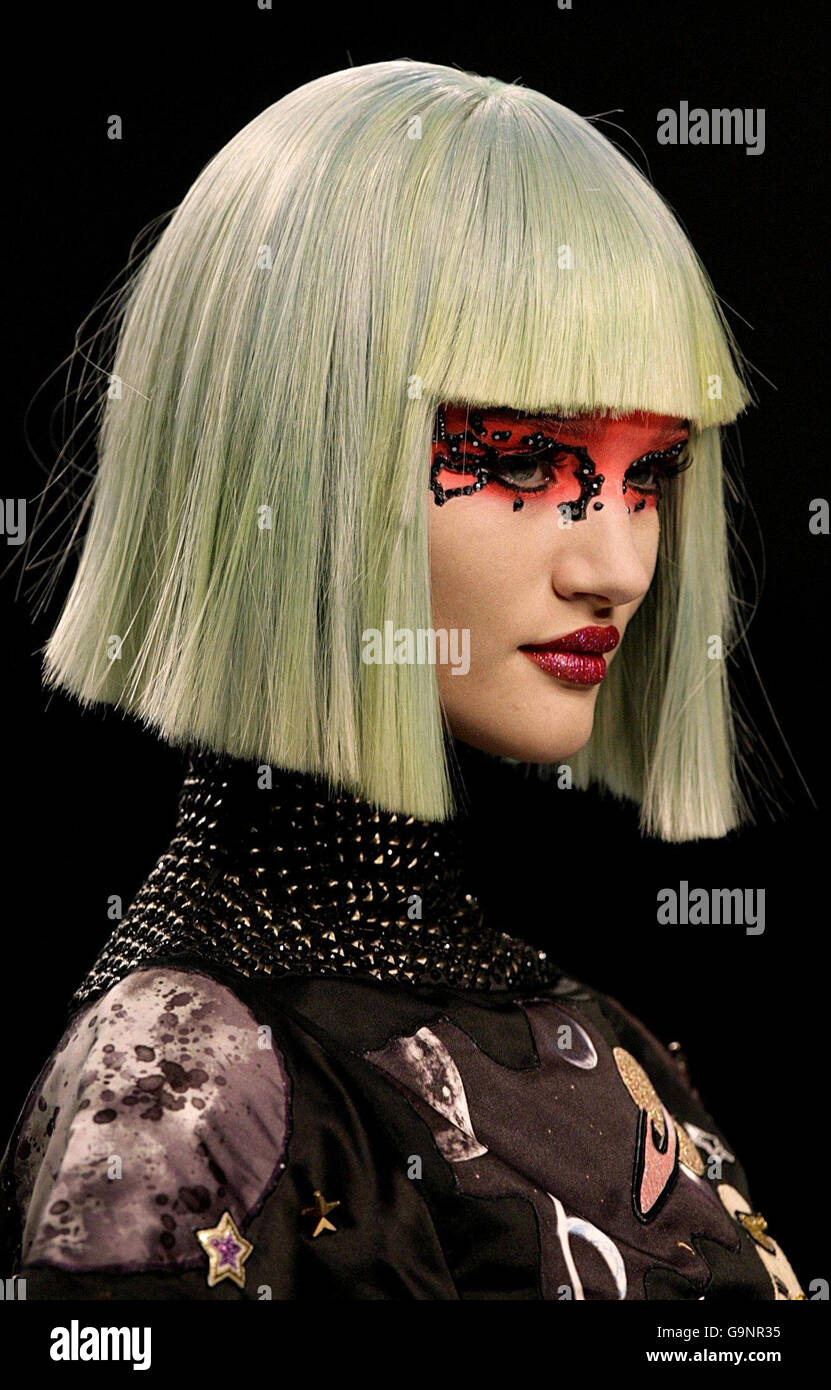 London Fashionweek - Herbst / Winter 2007 - Manish Arora Stockfoto