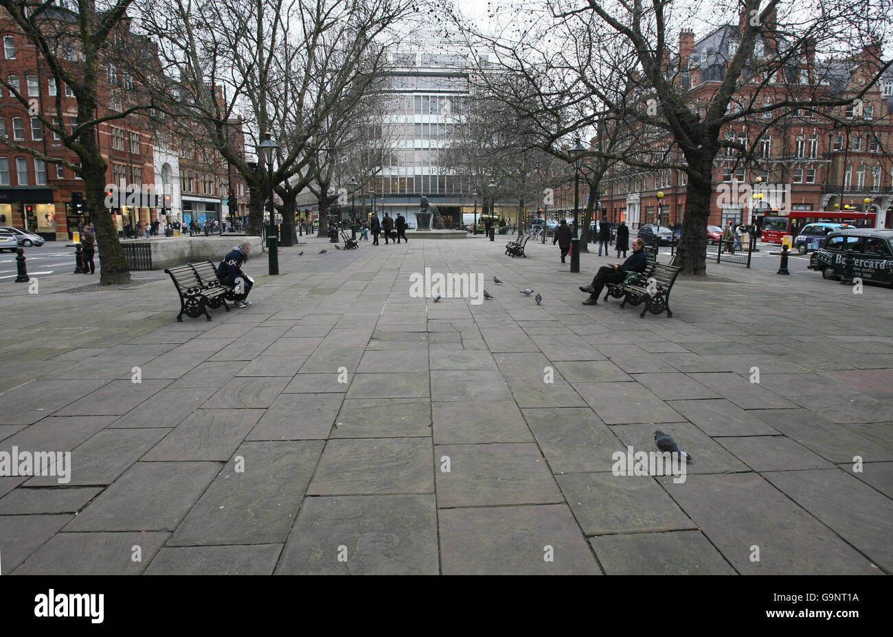 Sloane Square Gesamtansicht. Gesamtansicht des Sloane Square in West London. Stockfoto