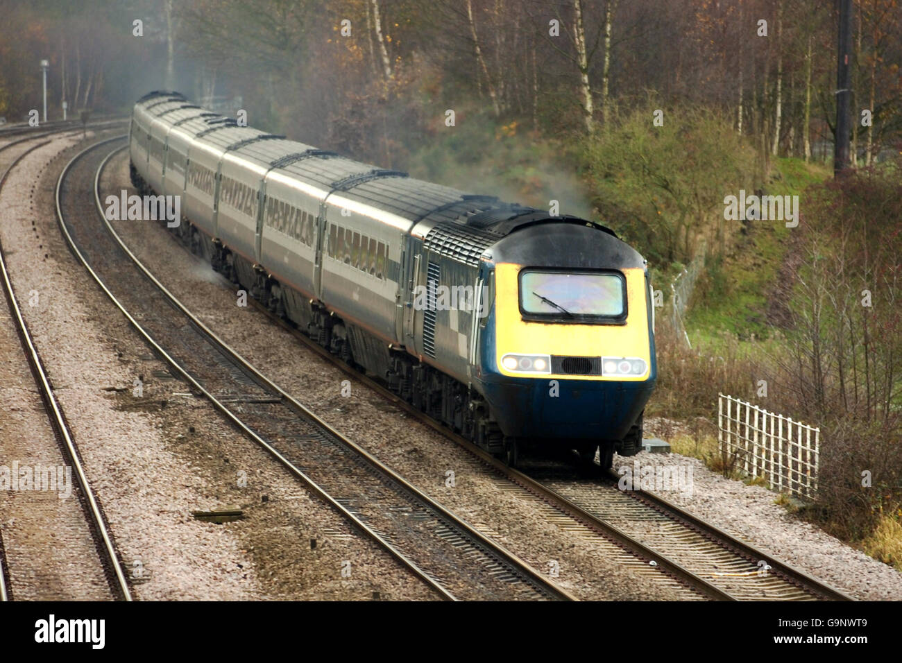 Der HST-Zug von Midland Mainline fährt nach Norden in Richtung Chesterfield Stockfoto