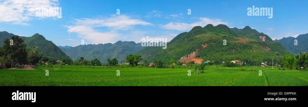 Wunderschönes Panorama in Mai Chau Tal, Nord-Vietnam, Südostasien Stockfoto