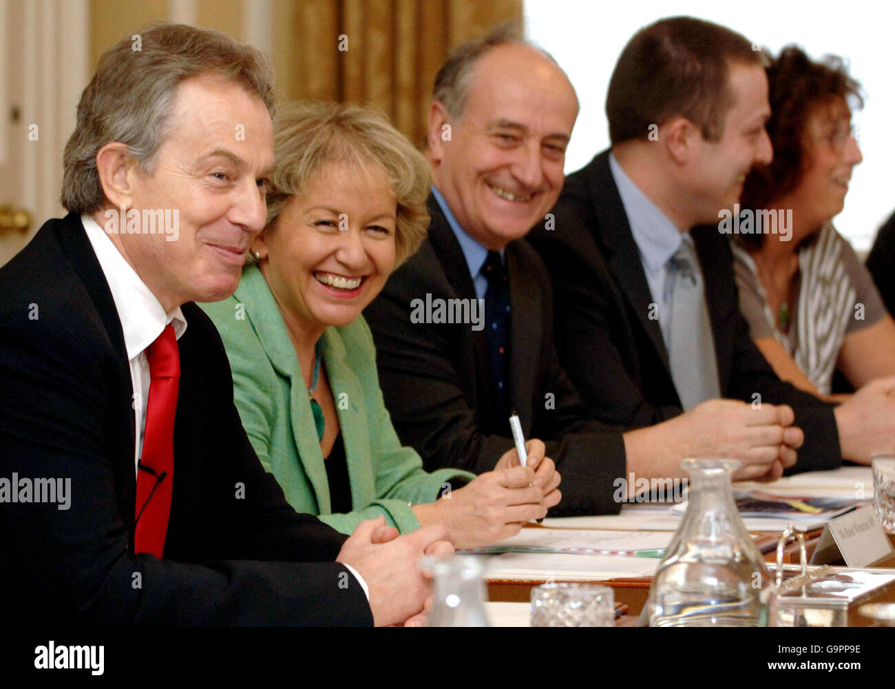 Blair hagelt NHS Herz Behandlungserfolg Stockfoto