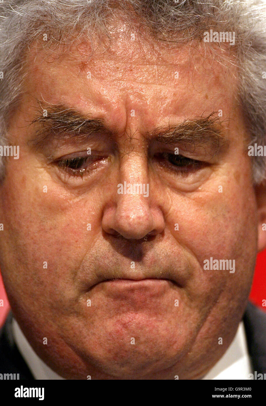 Der erste Minister von Wales, Rhodri Morgan, während der Konferenz der walisischen Labour Party am Venue Cymru in Llandudno, Wales. Stockfoto