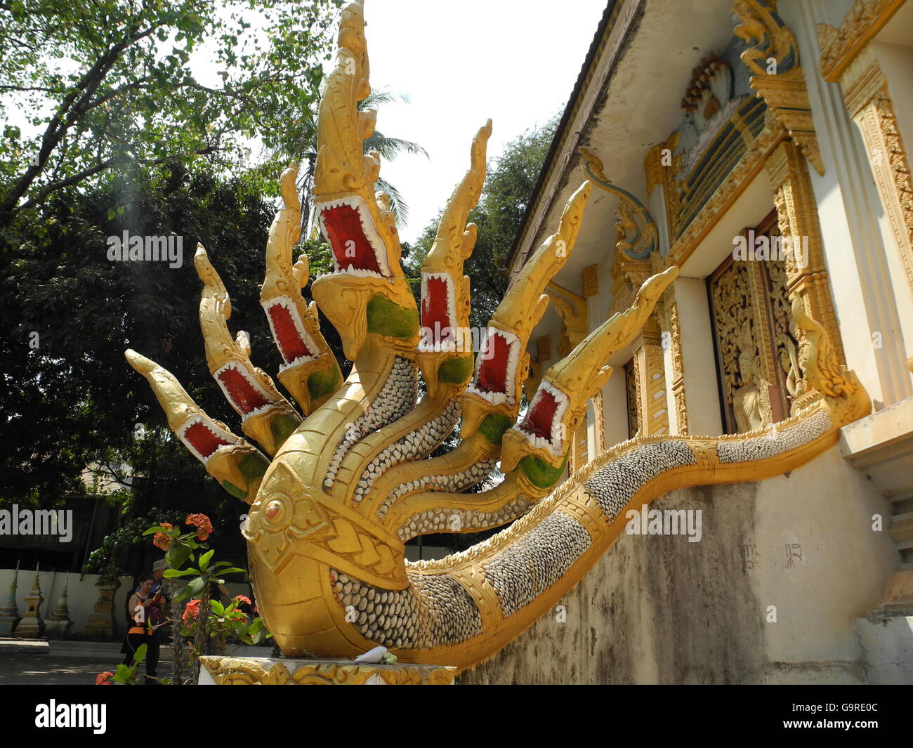 Drachen Mucalinda, Wat Hai Sok, Vientiane, Provinz Vientiane, Laos, Asien / Vientiane Stockfoto