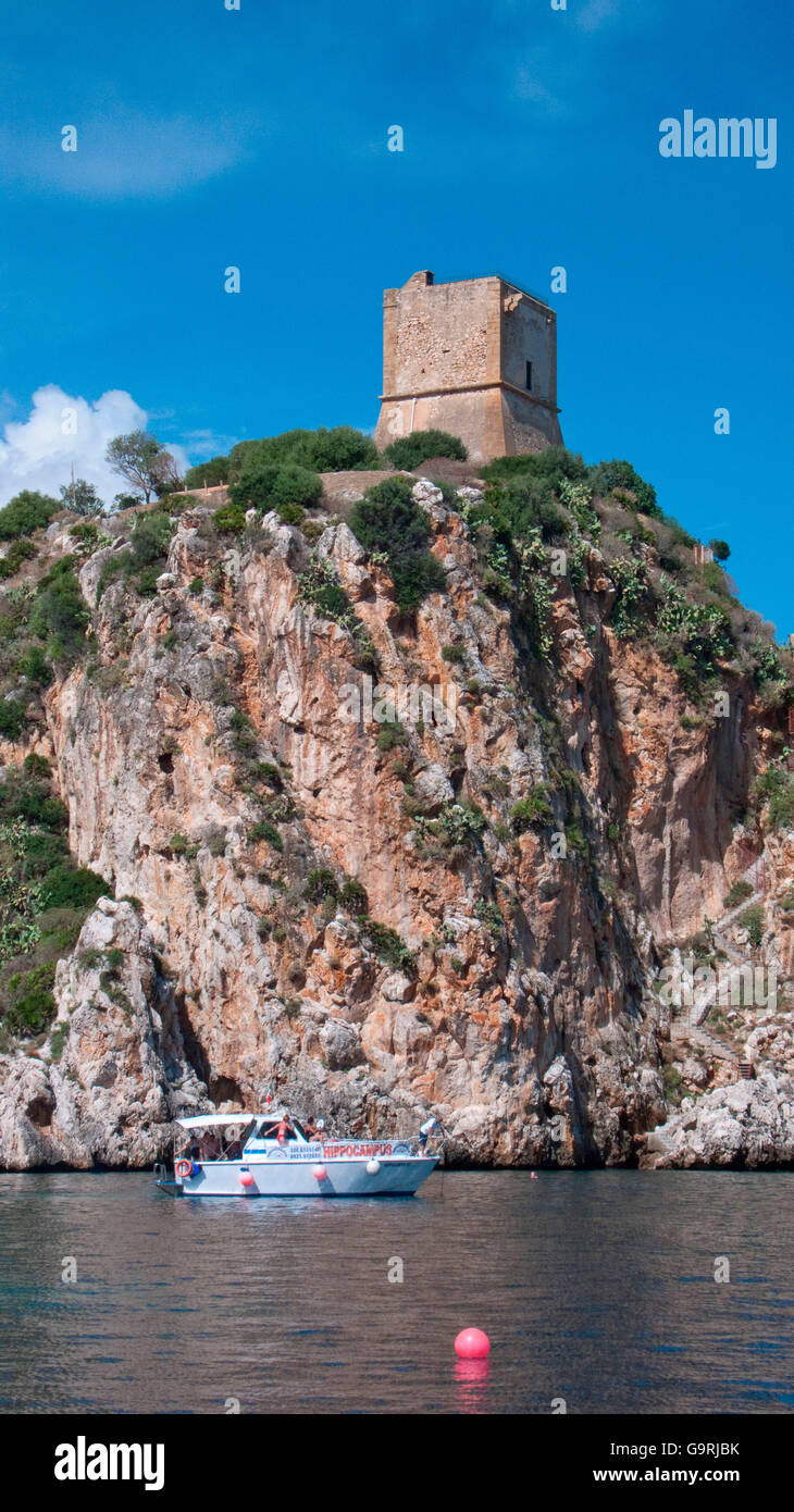 historischen spanischen Wachturm / Lo Scopello, Sizilien, Italien, Europa / Lo Scopello Stockfoto