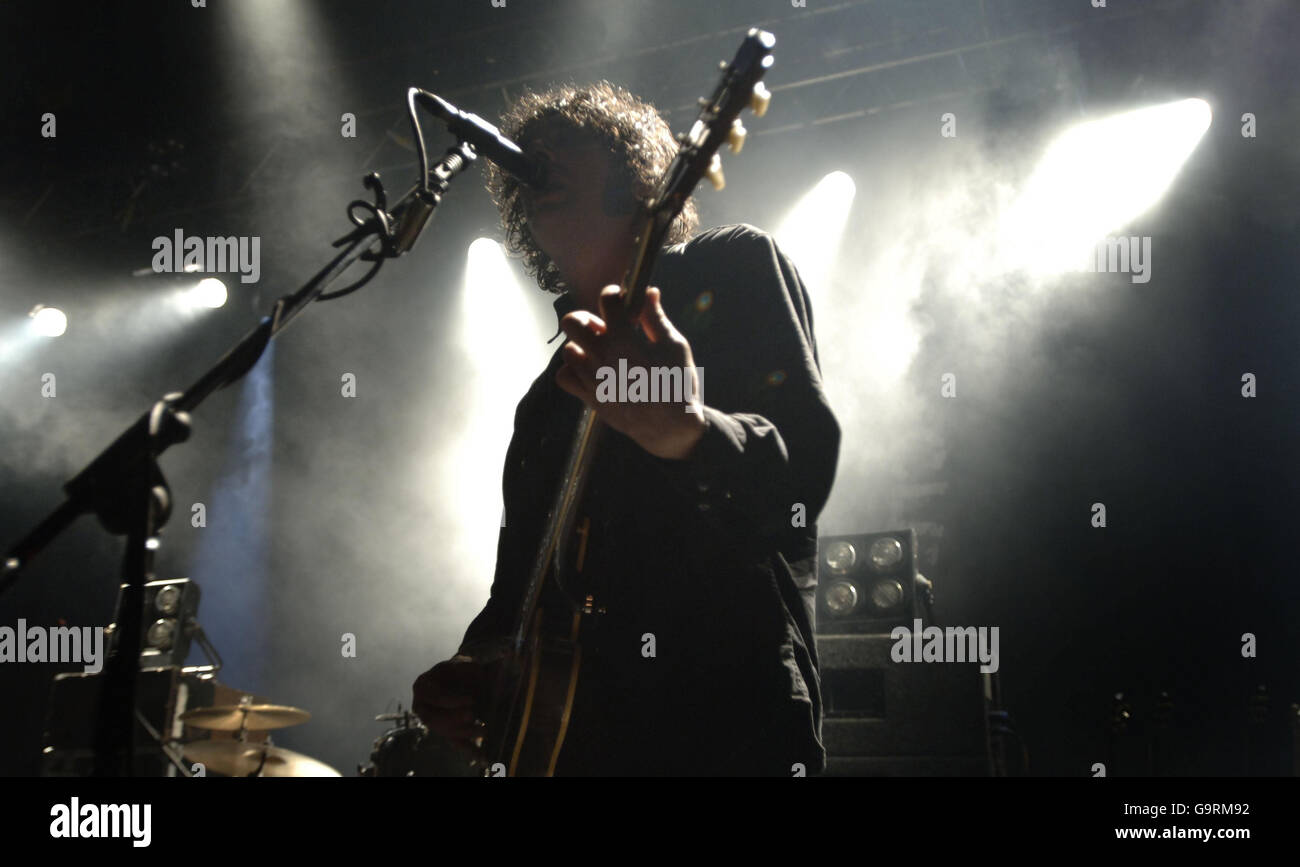 Black Rebel Motorcycle Club in Konzert - London Stockfoto