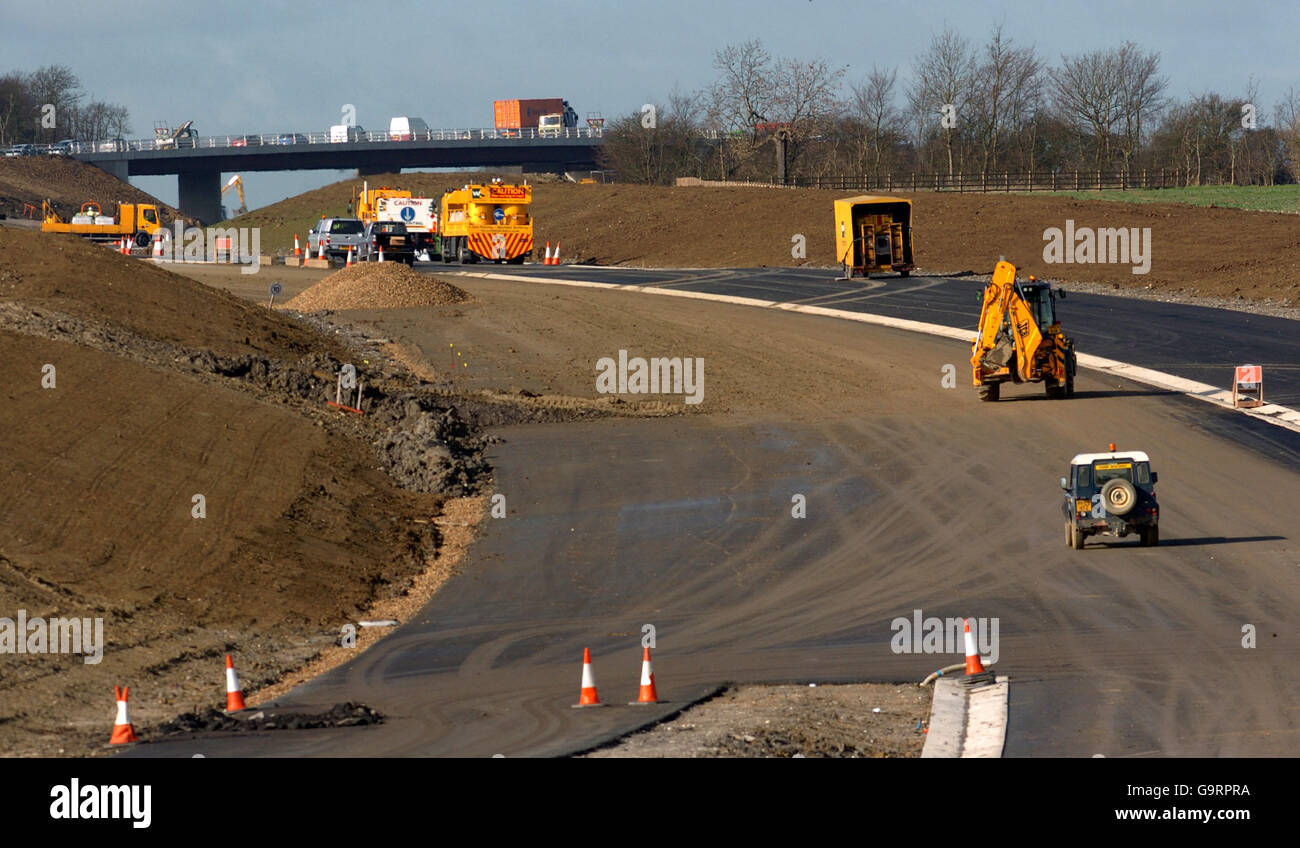 Generisches Bild einer neuen zweispurigen Fahrbahn im Bau entlang der A428 bei Caxton und Hardwick in Cambridgeshire. Stockfoto